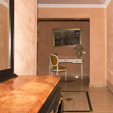 R2里卡尔马酒店 4*