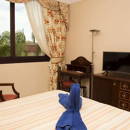 R2里卡尔马酒店 酒店 4*