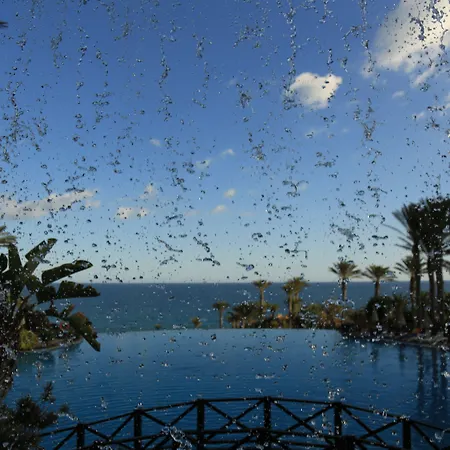 R2里卡尔马酒店 4*