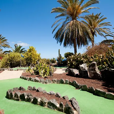 R2里卡尔马酒店 酒店 科斯塔卡玛