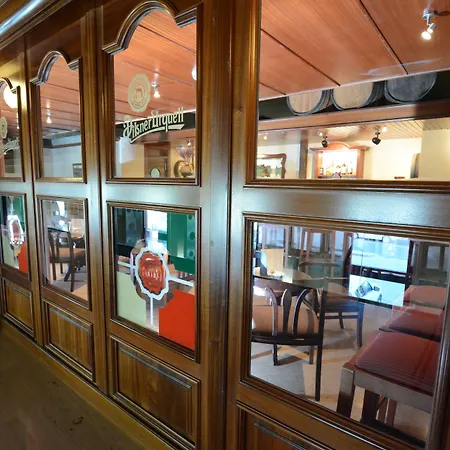 R2里卡尔马酒店 酒店